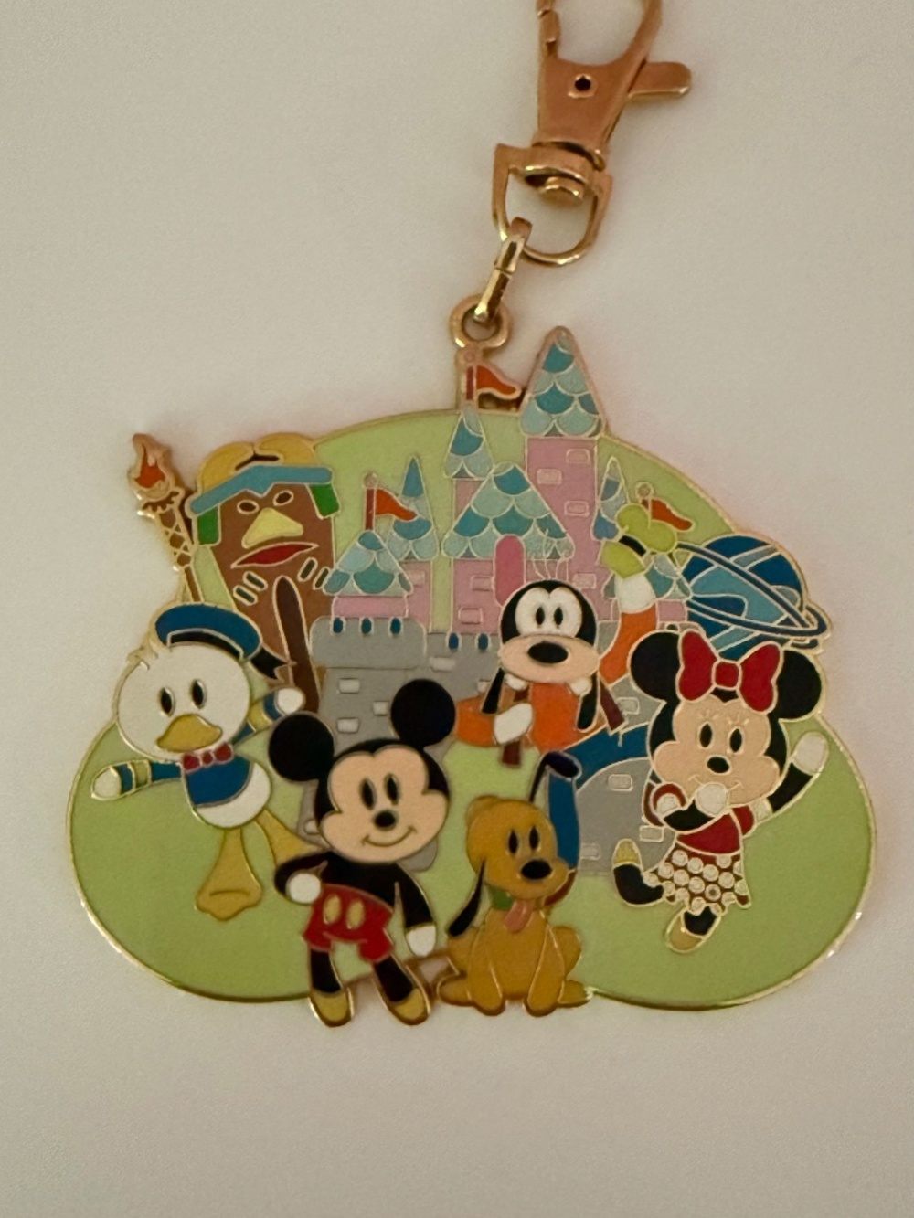 Disney Pin Trading 2008 Key Chain